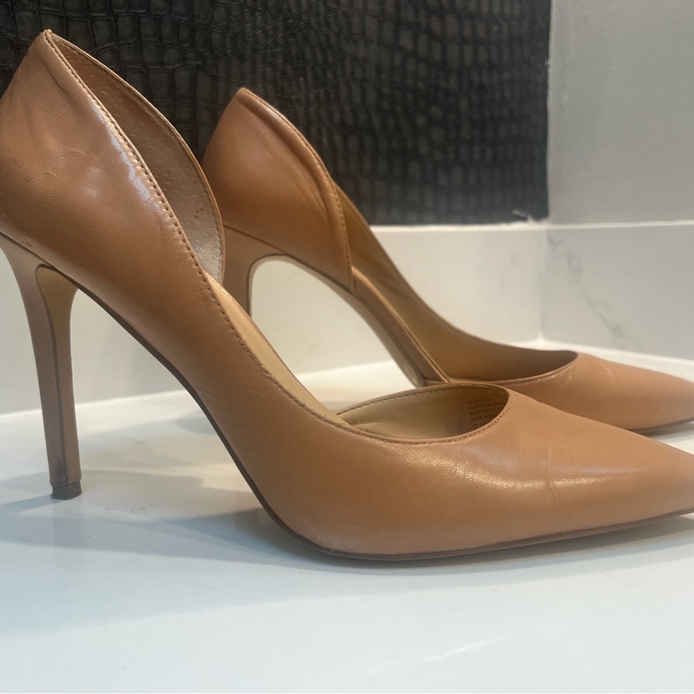 INC International Concepts Tan Leather Heels Size 9M